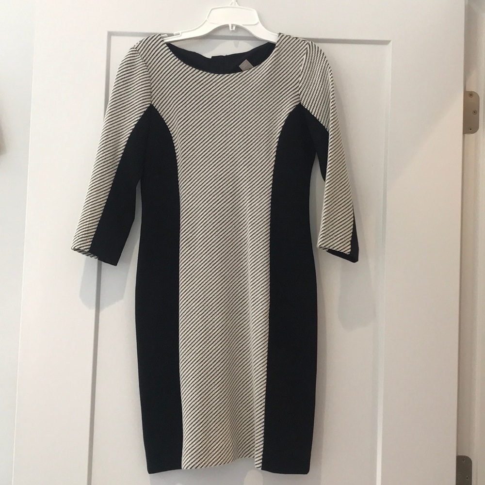 Knit black and white Banana Republic dress